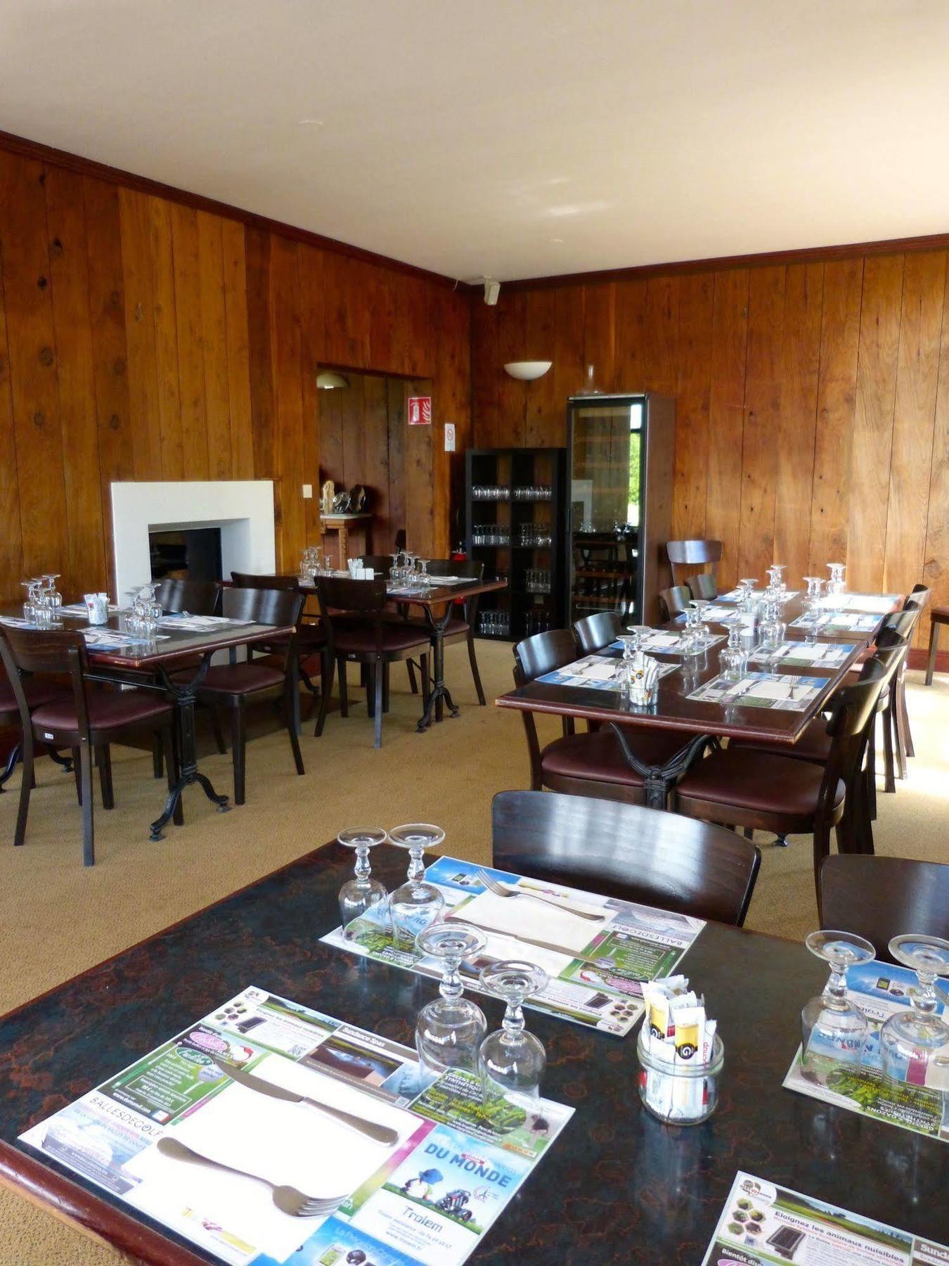 Hotel Anjou Golf And Country Club Champigné Exterior foto