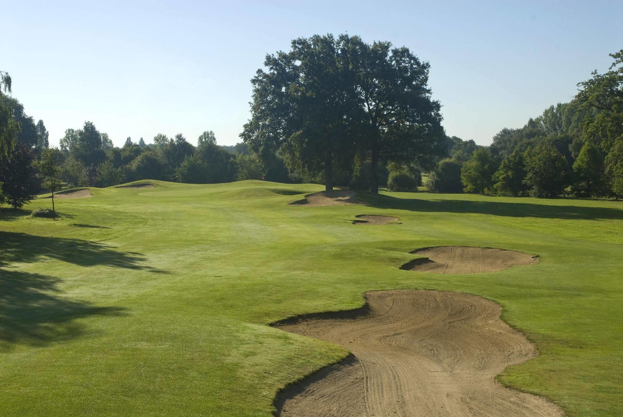 Hotel Anjou Golf And Country Club Champigné Exterior foto